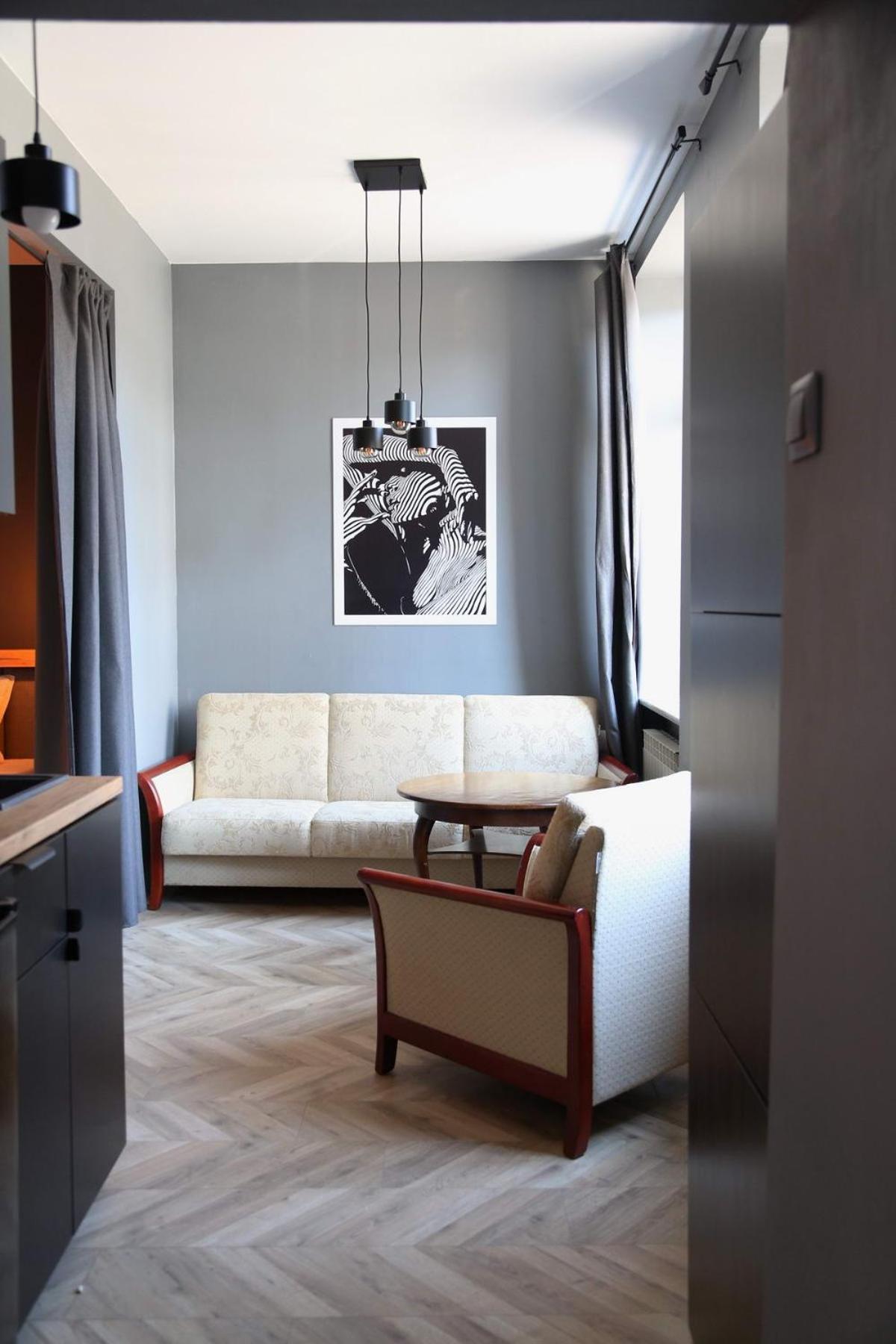 Manufaktura Apartamenty Bakery, Prywatna Kamienica, Parking Strzezony, Klima, Dostep Na Kod * Łódź